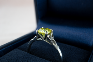 Rob's yellow lab diamond engagement ring